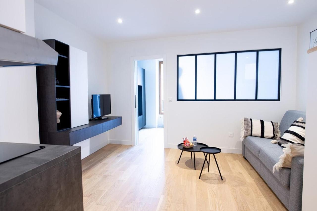 Appart'Hotel Prada Chic & Quality Fontainebleau Exteriör bild